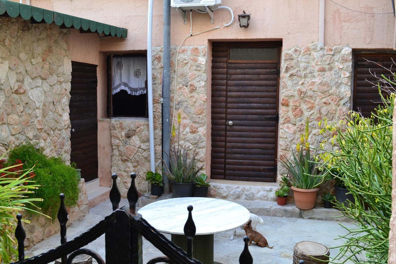 Mystery Garden Guest House Αμμόχωστος Εξωτερικό φωτογραφία